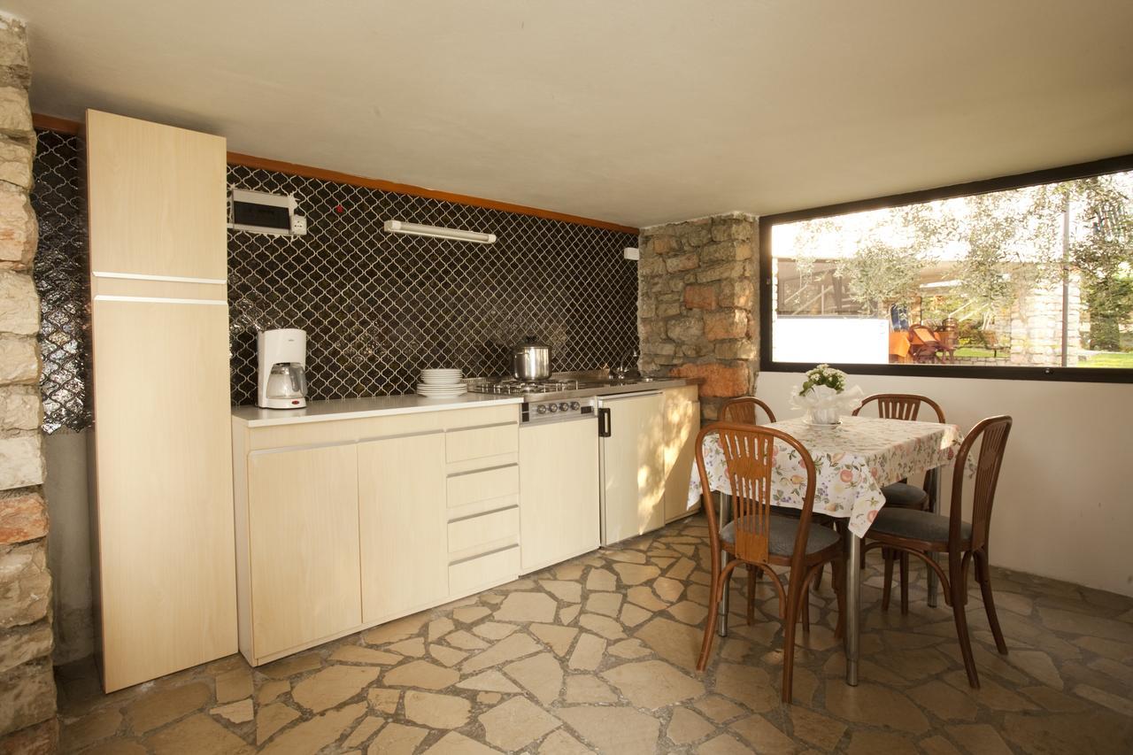 Villaggio Albergo Casa E Lago Brenzone sul Garda Exteriör bild
